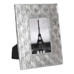 Found & Fable Metal Tabletop Photo Frame, 5x7